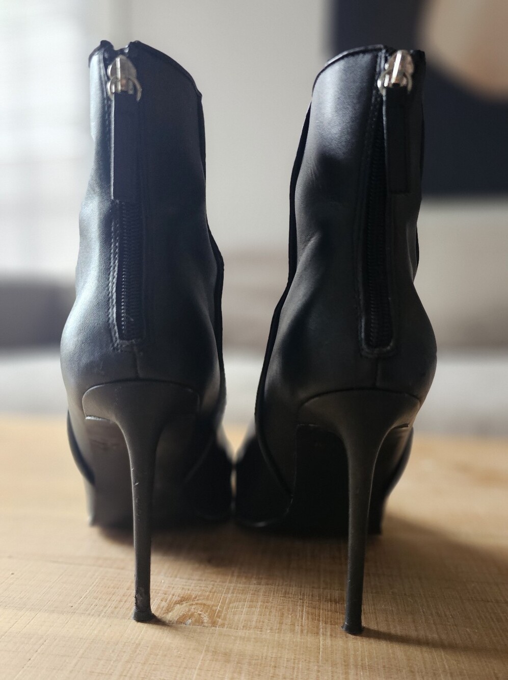Steve Madden Black Pointed Toe Stiletto Ankle Booties Size 11 - Picture 3 of 7